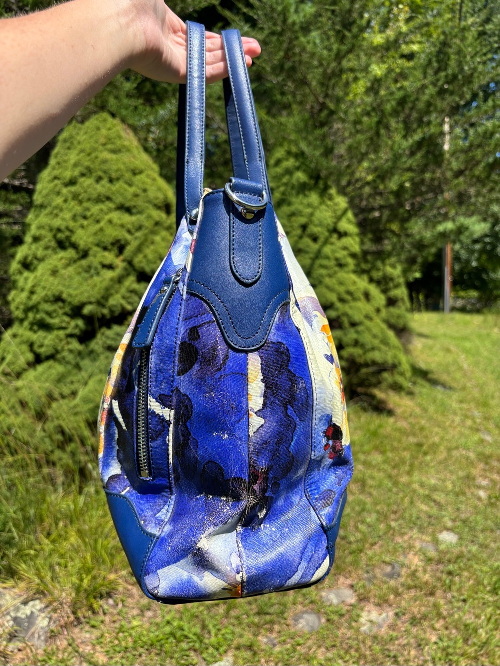 Sharif Leather Floral Crossbody Bag - Picture 12 of 17